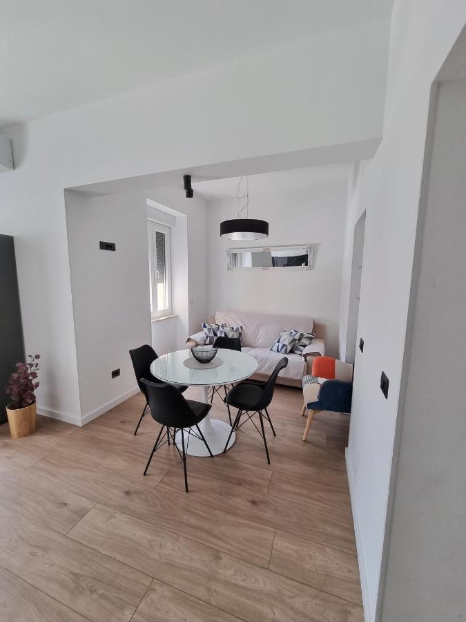Stivi Luxury Apartments Pula Exterior photo