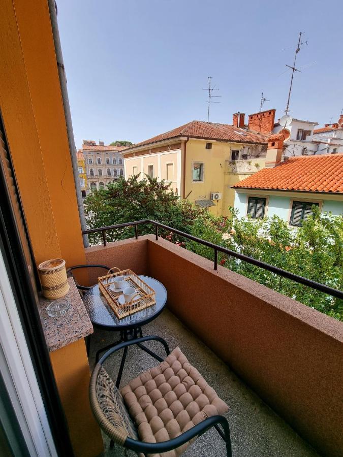 Stivi Luxury Apartments Pula Exterior photo